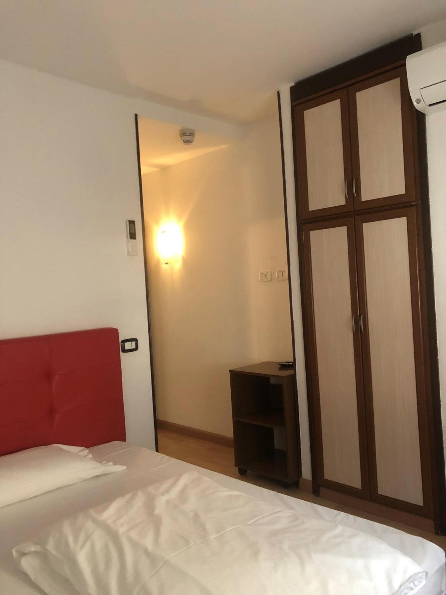 Hotel Sole Holiday Arco Exterior foto